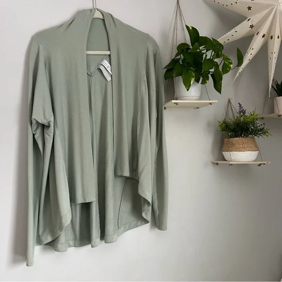 🩷 ATHLETA WOMEN'S OPAL GREEN LONG SLEEVE NIRVANA WRAP CARDIGAN SIZE MEDIUM - Picture 8 of 8